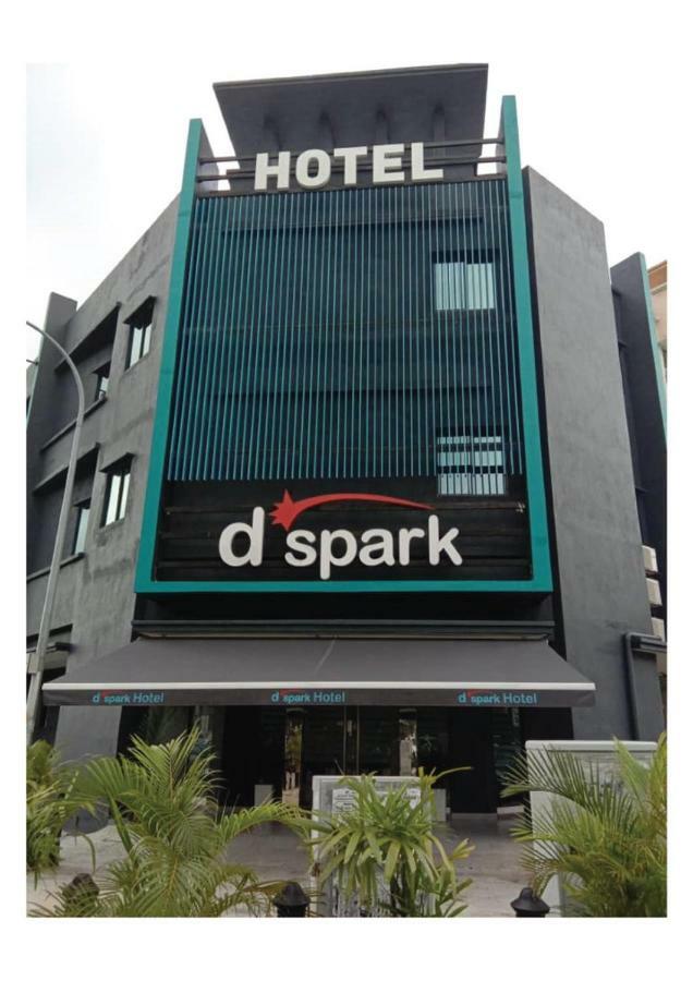 D'Spark Hotel Bayu Klang Exterior photo